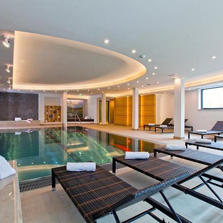 Hotel Lukas Fiss Esterno foto